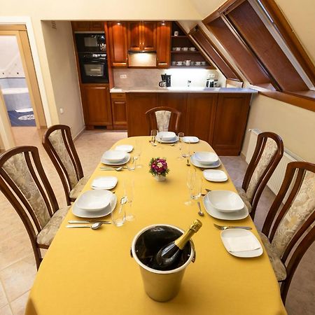 La Grande Apartman Eger Zewnętrze zdjęcie